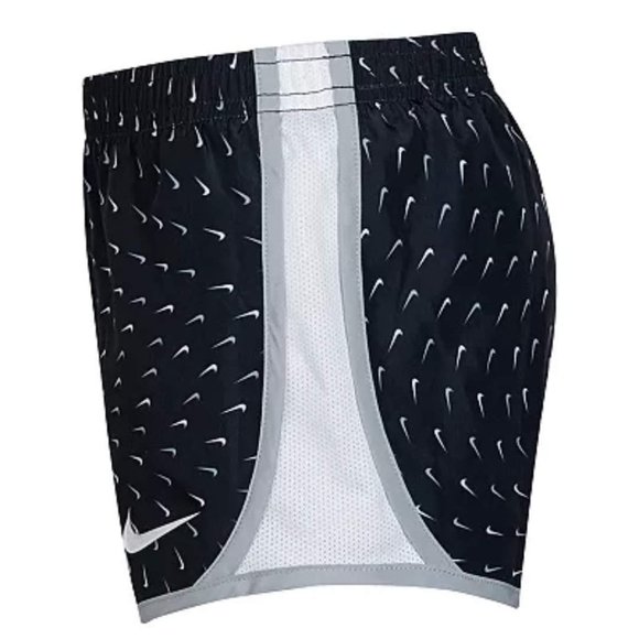 Nike Dri-FIT Shorts  6x Girl's - Picture 3 of 13